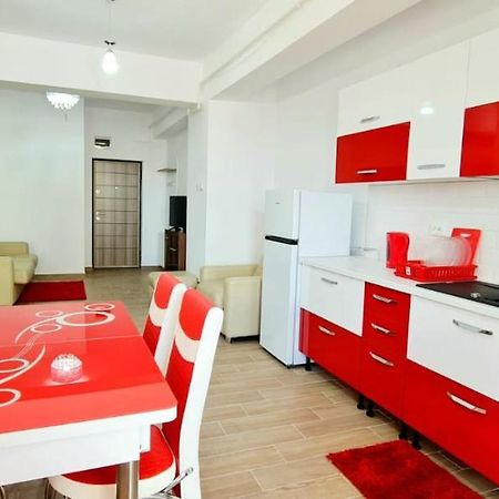 Red Accommodation Near Palas Mall Iasi Luaran gambar