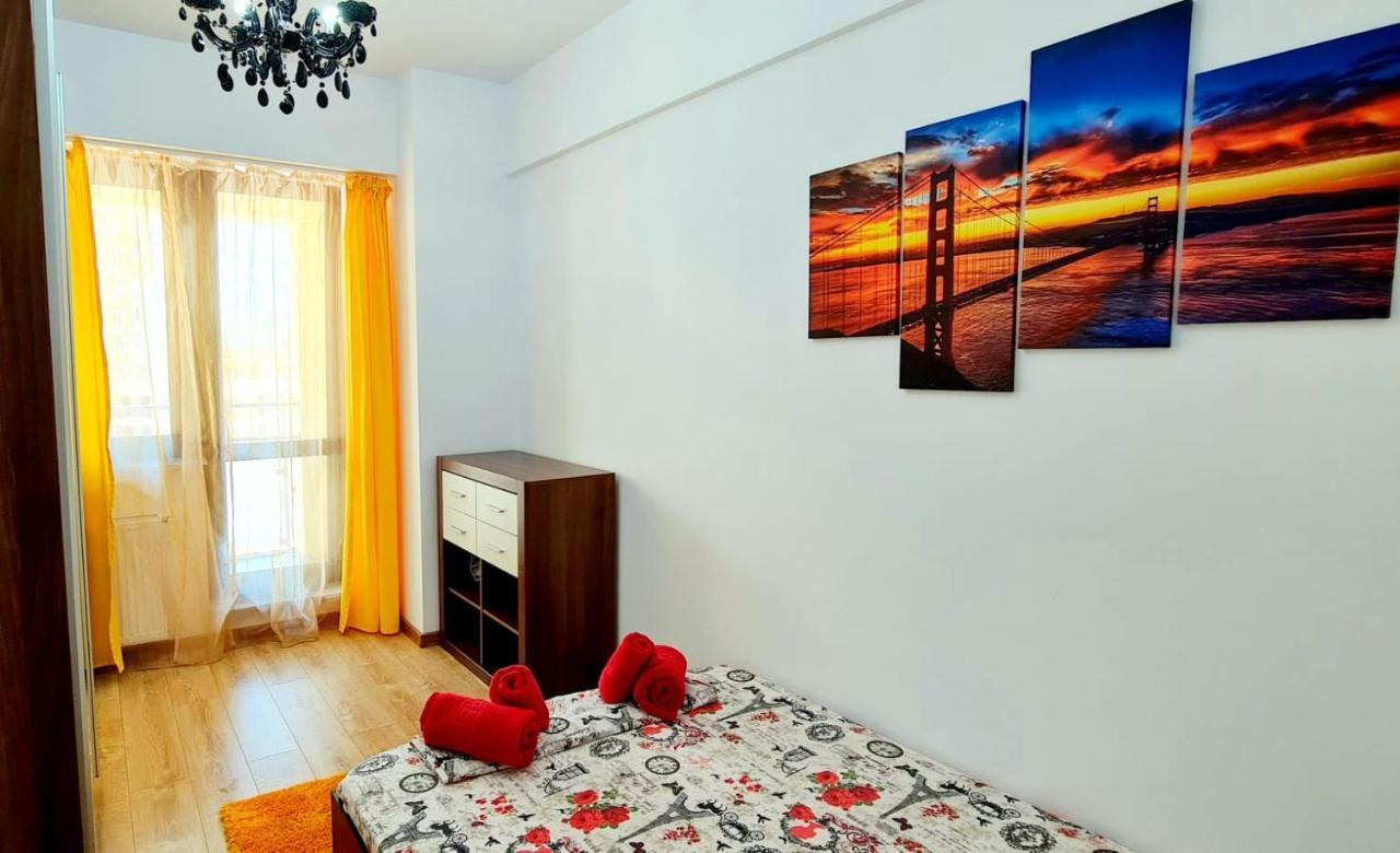 Red Accommodation Near Palas Mall Iasi Luaran gambar